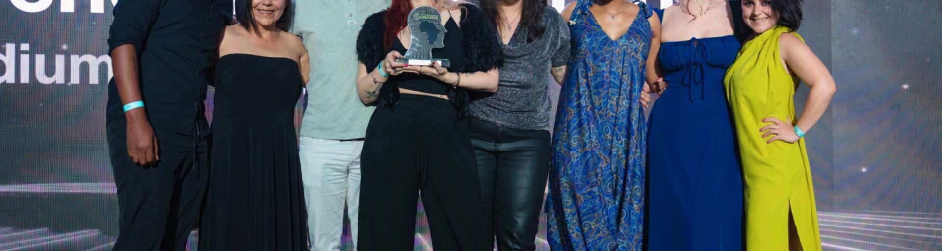 Penquin At New Gen Awards (1)